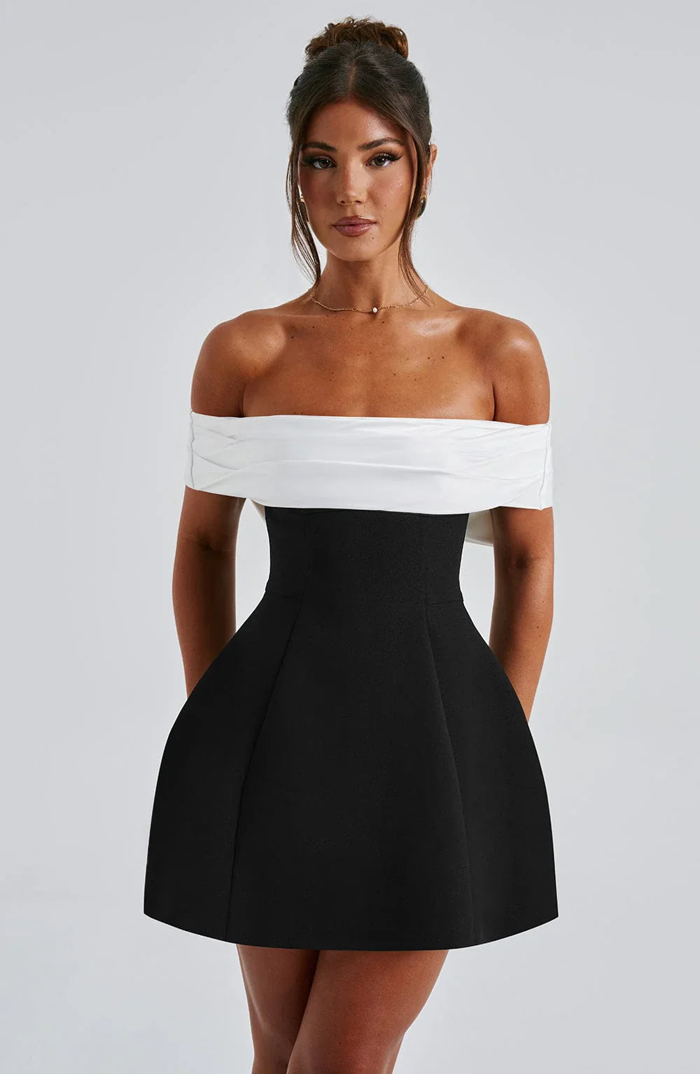 Amber™ | MINI-JURK - ZWART/WIT