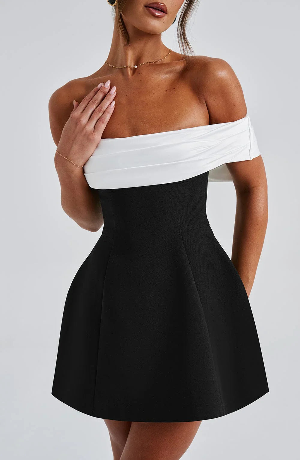 Amber™ | MINI-JURK - ZWART/WIT